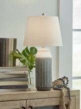 Load image into Gallery viewer, Afener Table Lamp (Set of two)
