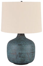 Load image into Gallery viewer, Vivian Table Lamp
