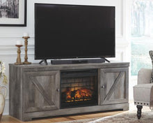 Load image into Gallery viewer, Wynnlow 60&quot; TV Stand.
